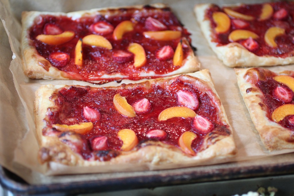 fruit tarts, baking with puff pastry