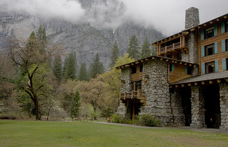 Ahwahnee in the Sacred Valley