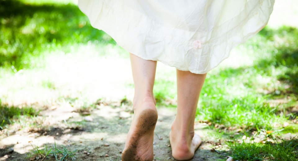 Earthing to Nature Through Our Soles